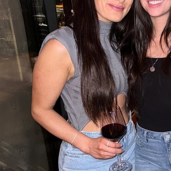 Camila Coelho top size small - Picture 4 of 5